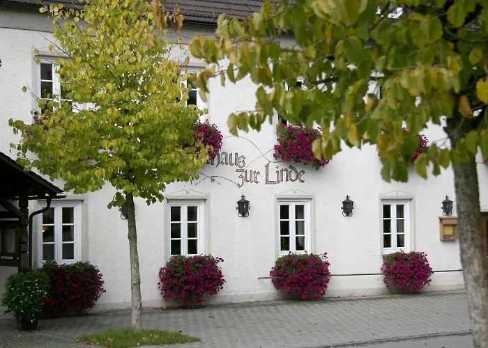 Zur Linde Szálloda Hohenpolding