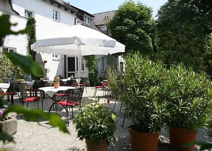 Zur Linde Hotel Hohenpolding