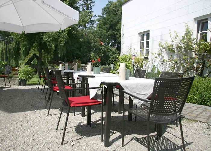 Hotel Zur Linde 3*