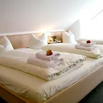 Zur Linde 3* Hohenpolding