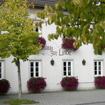 Zur Linde 호텔 Hohenpolding