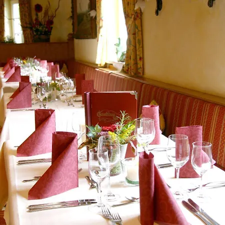 Отель Zur Linde