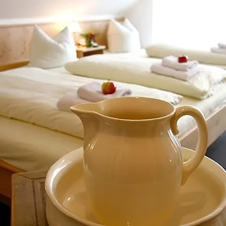 Zur Linde 3* Hohenpolding