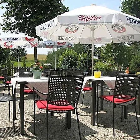 Zur Linde Hotel