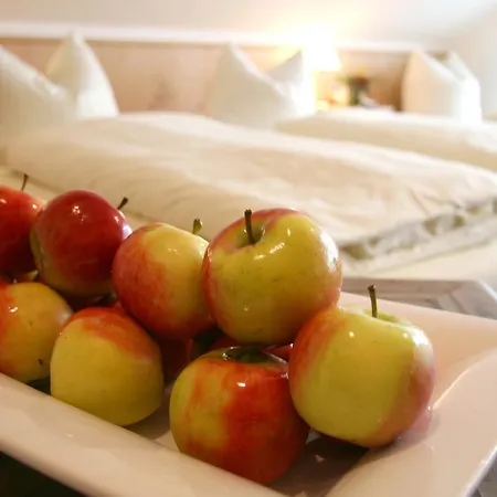 Отель Zur Linde