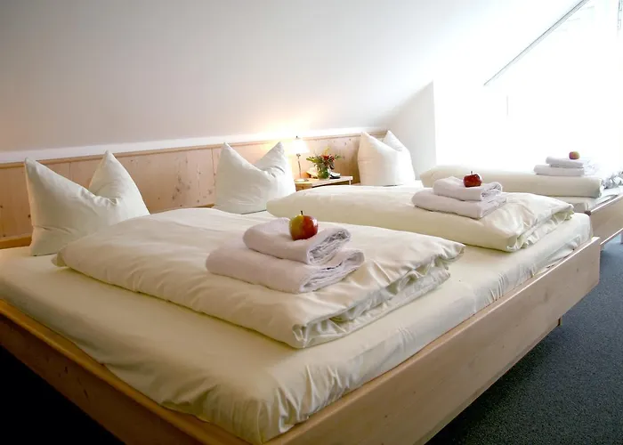 Zur Linde 3* Hohenpolding